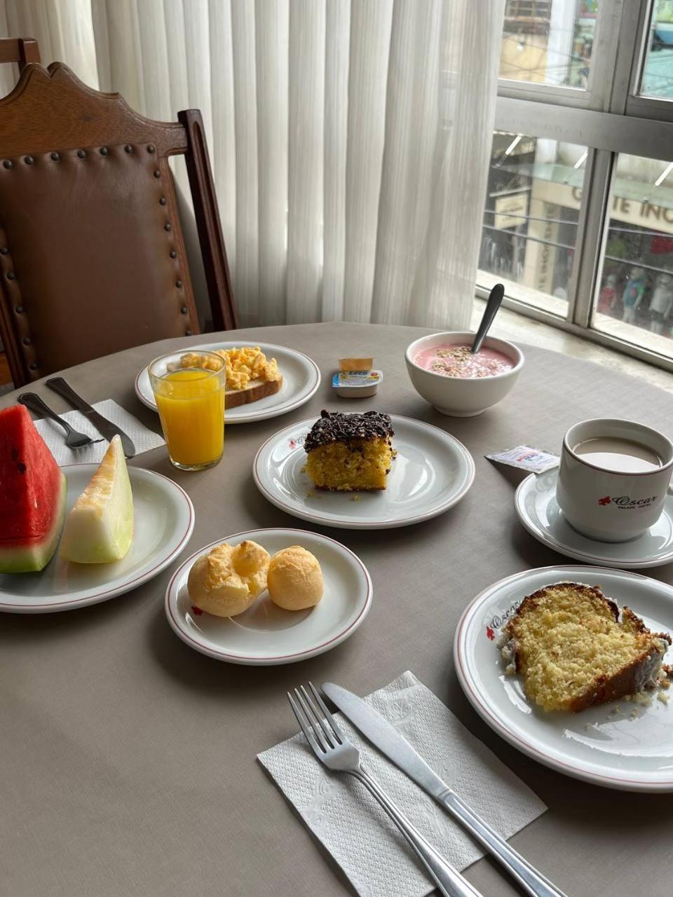 Oscar Palace Hotel - Centro De Tubarão Екстериор снимка